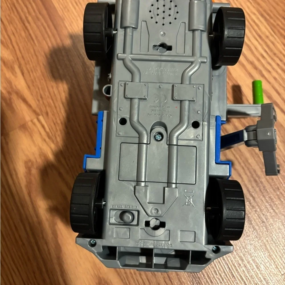 Jazwares Blippi Talking Recycling Truck Garbage Recycle Vehicle with lights